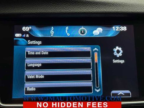 Used 2019 Buick Encore Essence w/ Experience Buick Package AWD/4WD image 28