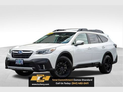 Used 2022 Subaru Outback Limited AWD/4WD image 1