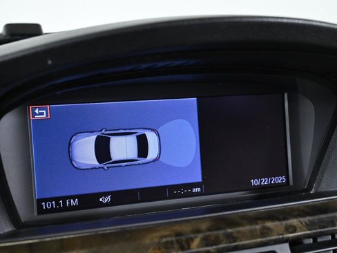 Used 2008 BMW 335i Convertible image 17