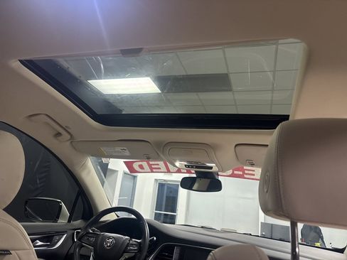 Used 2022 Buick Enclave Essence w/ Experience Buick Package image 13