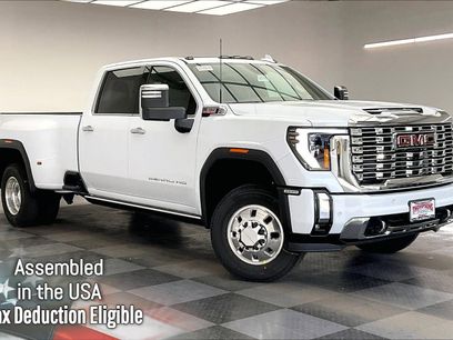 New 2026 GMC Sierra 3500 Denali w/ Denali Reserve Package