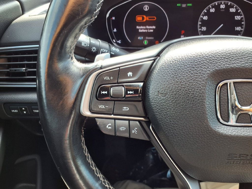 Used 2018 Honda Accord Touring image 17