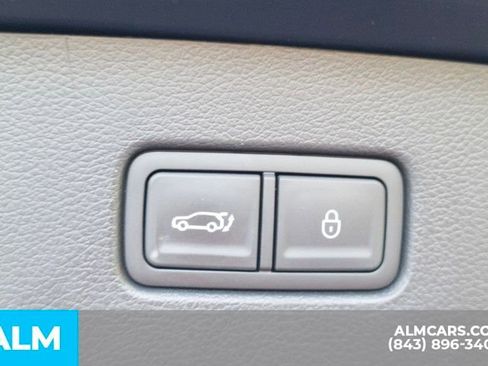 Used 2025 Genesis GV80 2.5T Standard image 10