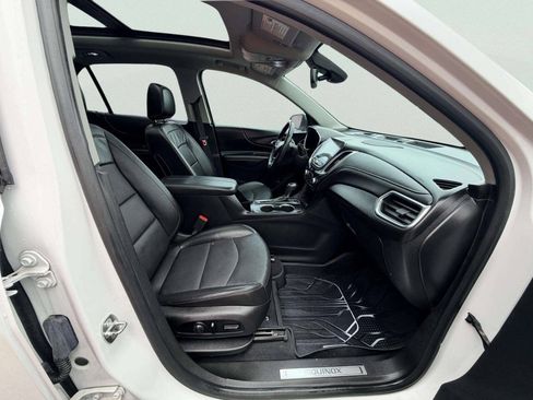 Used 2019 Chevrolet Equinox Premier AWD/4WD image 9