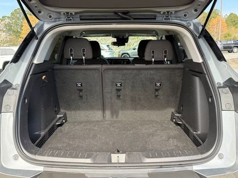 Used 2025 Chevrolet TrailBlazer LT image 30