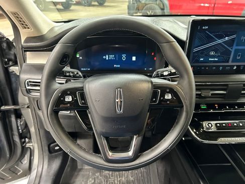 Certified 2024 Lincoln Corsair AWD w/ Towing Package image 15