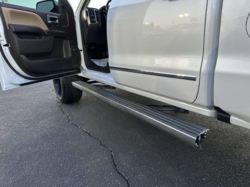 Used 2018 GMC Sierra 1500 Denali w/ Denali Ultimate Package image 9