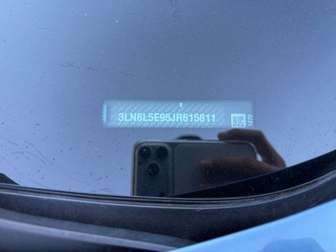 Used 2018 Lincoln MKZ Reserve w/ Technology Package image 25