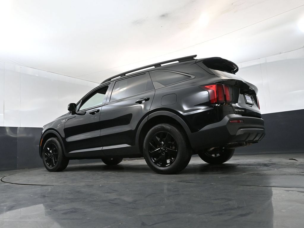 Certified 2023 Kia Sorento S AWD/4WD image 21