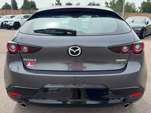 Used 2022 MAZDA MAZDA3 s FWD image 5
