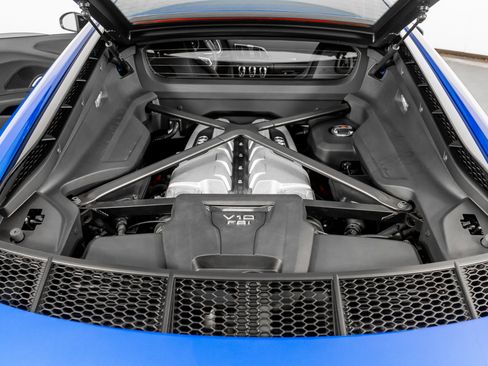 Used 2022 Audi R8 V10 performance image 52