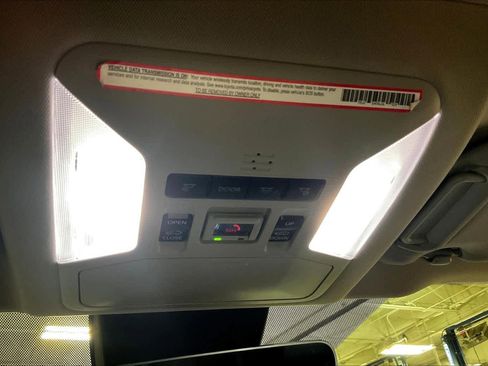 Used 2023 Toyota RAV4 Limited image 35