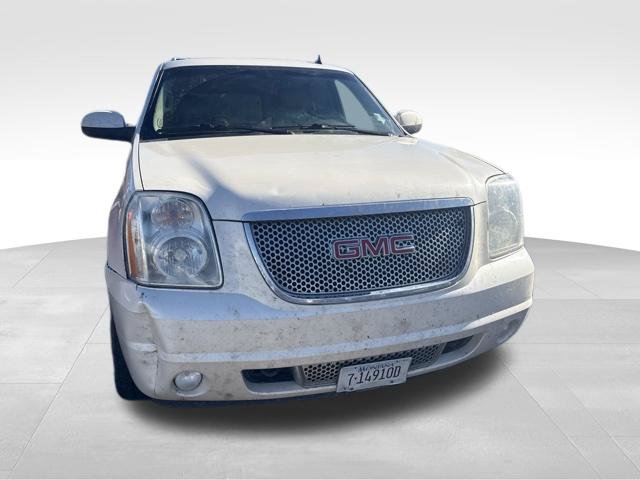 Used 2014 GMC Yukon Denali AWD/4WD image 7