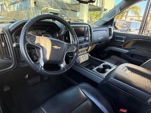 Used 2017 Chevrolet Silverado 1500 LTZ Z71 w/ LTZ Plus Package image 37