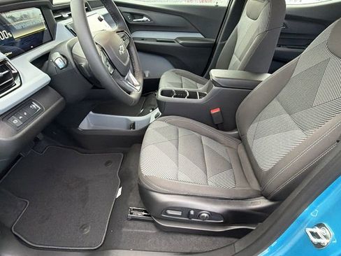 New 2027 Chevrolet Bolt LT w/ Comfort Package image 13