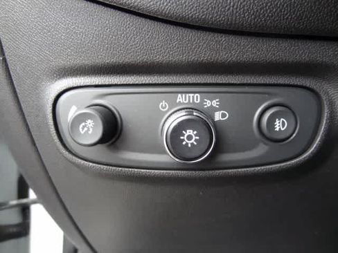 Used 2020 Chevrolet Equinox LT w/ Driver Convenience Package FWD image 17