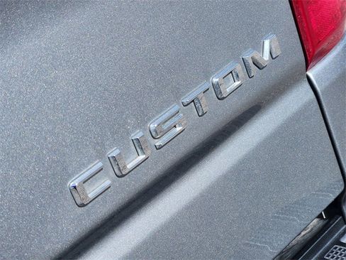 Used 2025 Chevrolet Silverado 1500 Custom image 12
