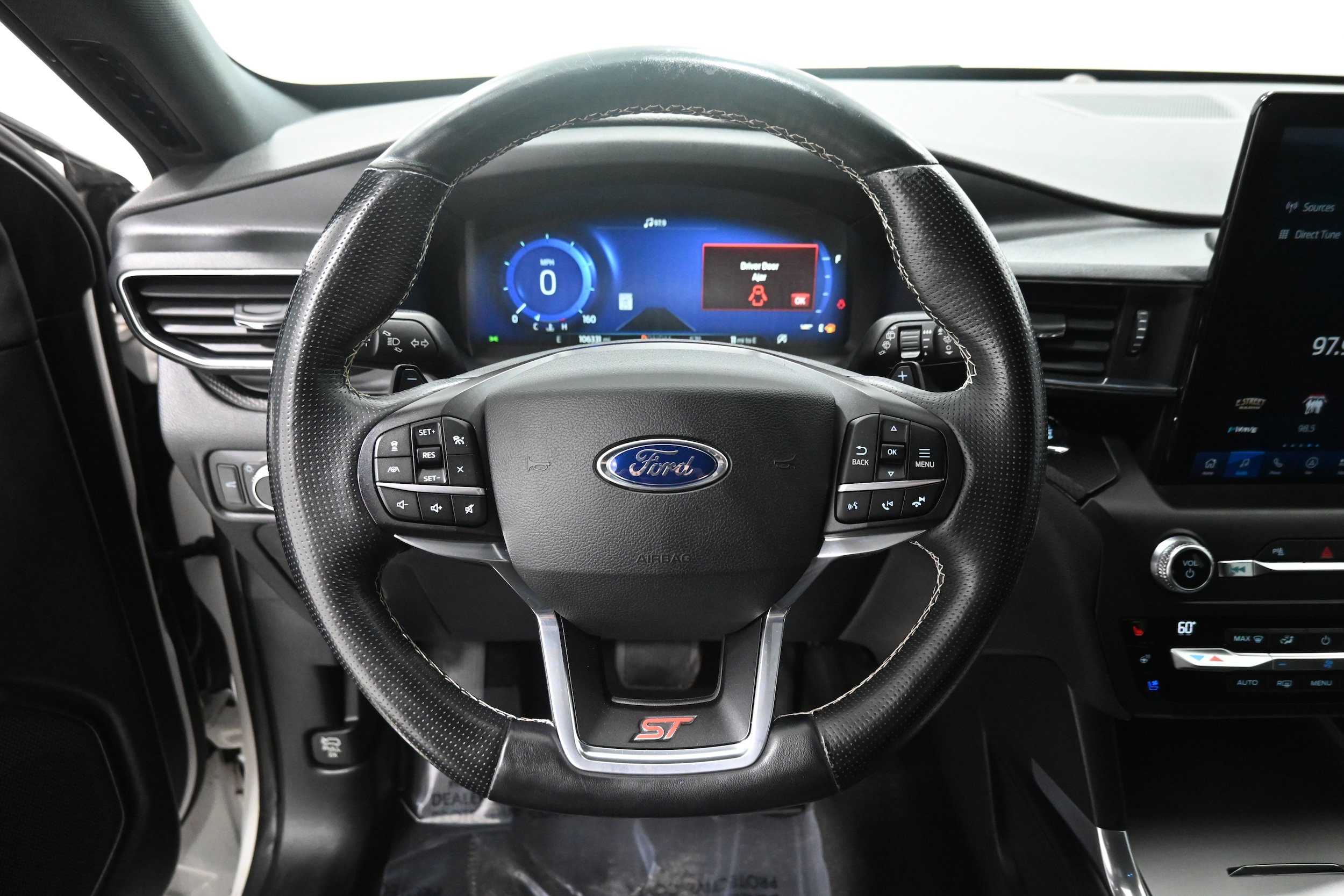 Used 2020 Ford Explorer ST w/ Premium Technology Package AWD/4WD image 10