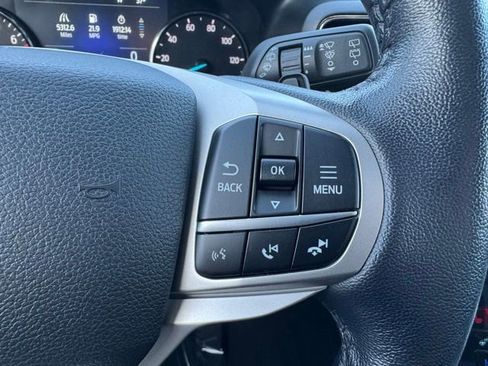 Used 2021 Ford Explorer Limited w/ Equipment Group 301A AWD/4WD image 31