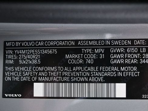 Used 2025 Volvo XC90 B5 Plus w/ Protection Package AWD/4WD image 4