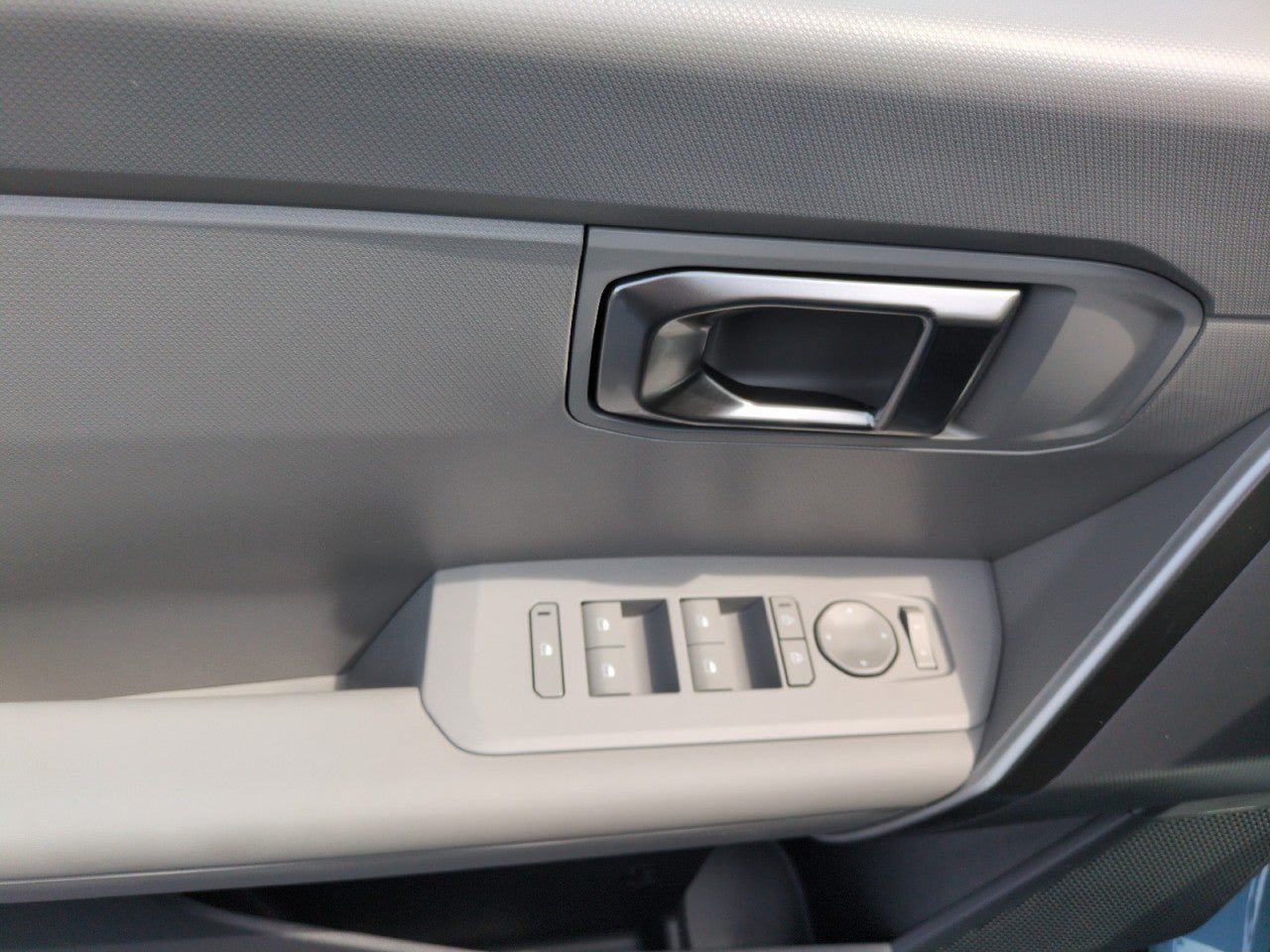 New 2027 Kia Seltos S FWD image 12