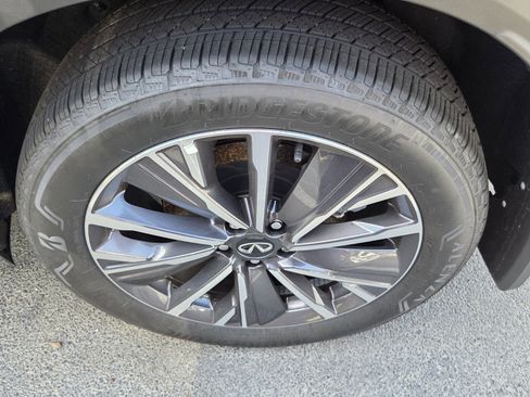 Certified 2026 INFINITI QX60 Luxe w/ Cargo Package image 5