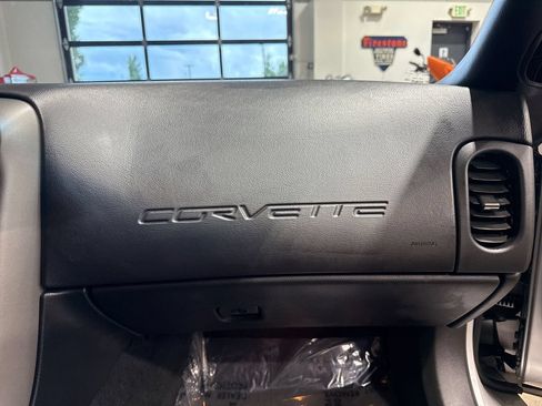 Used 2007 Chevrolet Corvette Z06 w/ Preferred Equipment Group RWD image 63