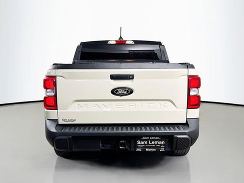Used 2025 Ford Maverick XLT w/ Black Appearance Package image 6