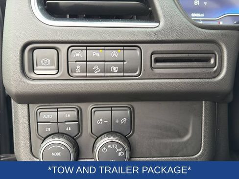 Used 2023 Chevrolet Tahoe Z71 w/ Luxury Package AWD/4WD image 13