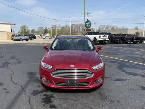 Used 2015 Ford Fusion SE w/ Equipment Group 201A FWD image 17