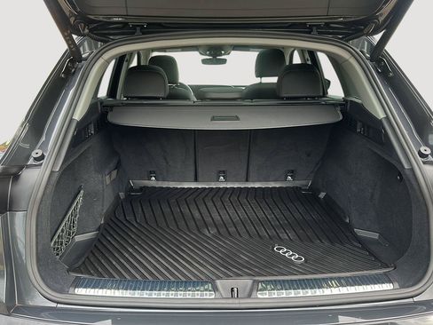 Used 2025 Audi Q5 Premium w/ Convenience Package AWD/4WD image 15