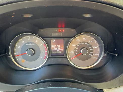 Used 2015 Subaru Forester 2.5i Premium AWD/4WD image 11