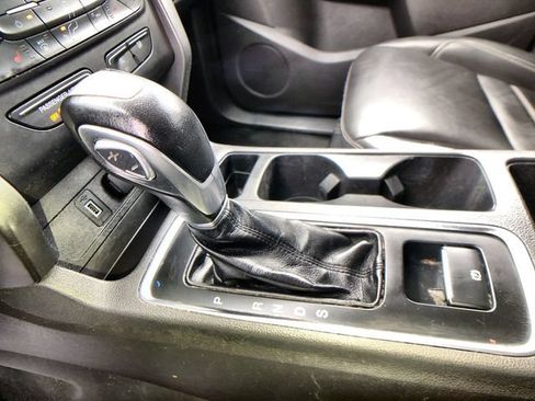 Used 2019 Ford Escape SEL AWD/4WD image 20