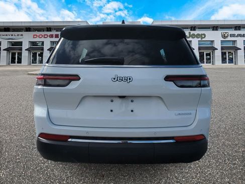 New 2025 Jeep Grand Cherokee L Laredo w/ Luxury Tech Group I RWD image 7