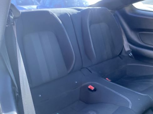 Used 2019 Ford Mustang Coupe RWD image 22