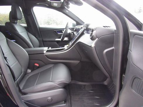 Certified 2026 Mercedes-Benz GLC 300 4MATIC image 18