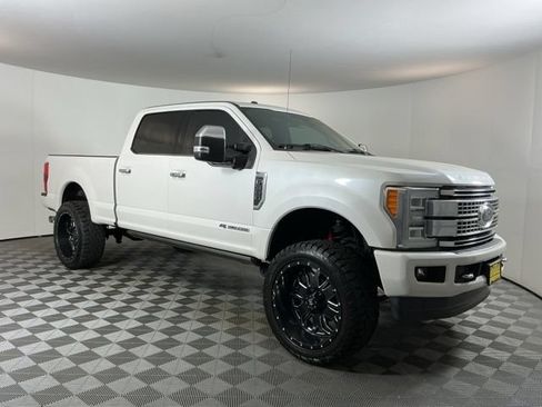 Used 2017 Ford F350 Platinum w/ Platinum Ultimate Package AWD/4WD image 3