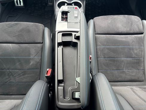 Used 2024 BMW X1 M35i w/ Premium Package image 17