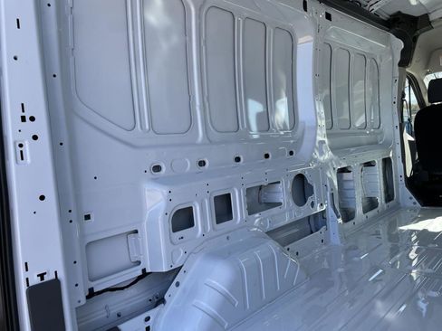 New 2026 Ford Transit 250 T-250 148  MED RF 9150 GV image 29