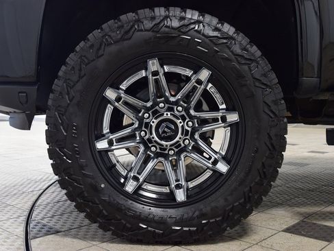 Used 2022 GMC Sierra 3500 Denali w/ Denali Ultimate Package image 25