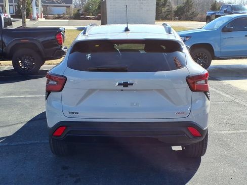 New 2026 Chevrolet Trax RS w/ Sunroof Package image 6