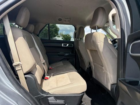 Used 2023 Ford Explorer 4WD image 10