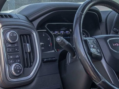 Used 2021 GMC Sierra 2500 AT4 w/ AT4 Preferred Package AWD/4WD image 24