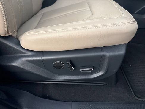 Certified 2024 Ford Expedition Limited RWD image 30
