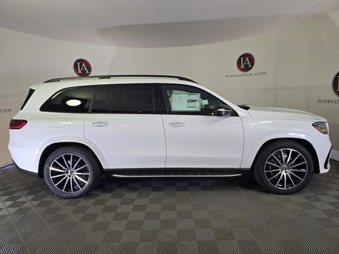 New 2026 Mercedes-Benz GLS 580 4MATIC image 3