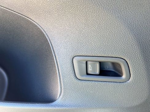 New 2026 Volkswagen Atlas Peak Edition image 23