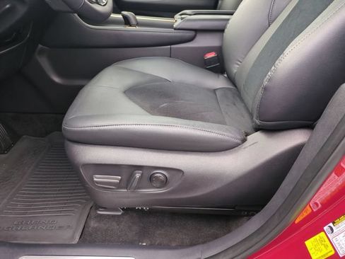 Used 2025 Toyota Grand Highlander AWD Hybrid image 16