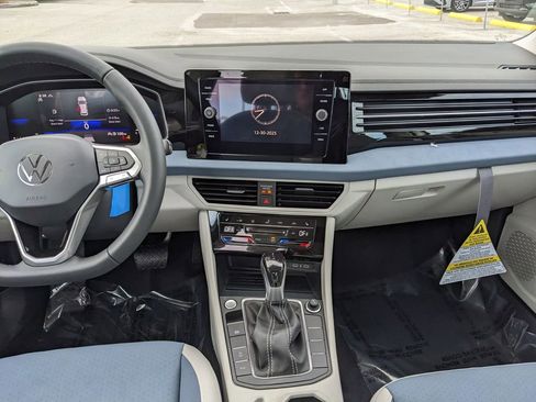 New 2026 Volkswagen Jetta SE image 15