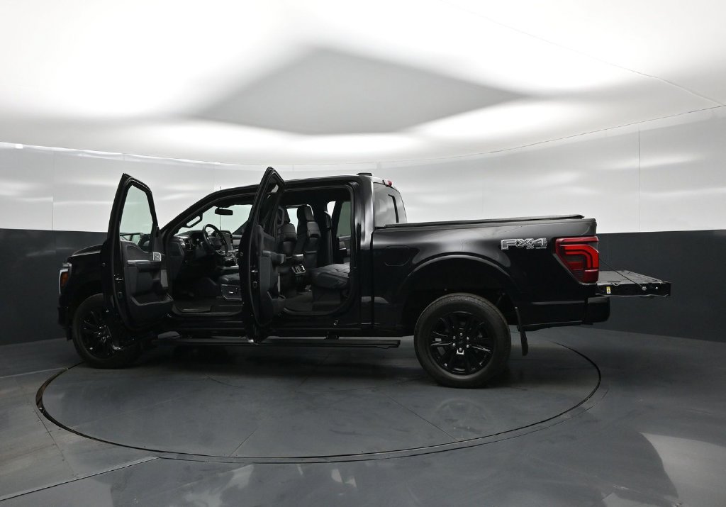Used 2024 Ford F150 Platinum w/ FX4 Off-Road Package AWD/4WD image 34