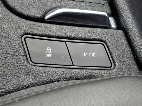 Used 2021 Cadillac XT6 Sport image 28